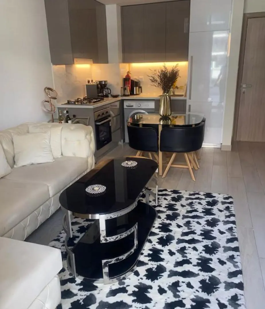 Azizi Riviera Lägenhet Dubai
